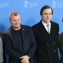 Berlino 2020: uno scatto del cast al photocall di Persian Lessons