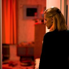 Doppio Sospetto: Veerle Baetens durante una scena del film