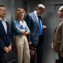 Si vive una volta sola: Rocco Papaleo, Anna Foglietta, Max Tortora e Carlo Verdone in una scena del film