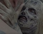 The Walking Dead 10x09: la scena di sesso tra Negan e Alpha ha sconvolto i fan