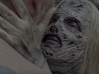 The Walking Dead 10x09: la scena di sesso tra Negan e Alpha ha sconvolto i fan