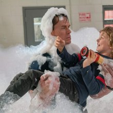 Non si scherza col fuoco: John Cena, Christian Convery in una scena del film