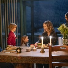 Non si scherza col fuoco: Judy Greer, John Cena, Brianna Hildebrand, Christian Convery, Finley Rose Slater in una scena del film