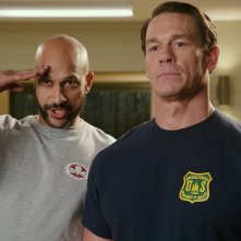 Non si scherza col fuoco: John Cena, Keegan-Michael Key in una scena del film