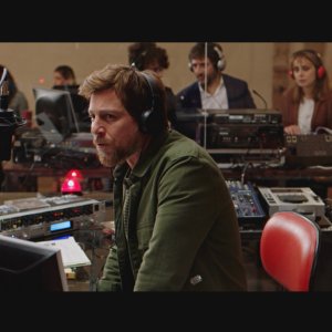 Passeggeri notturni: Claudio Gioè in una scena della serie