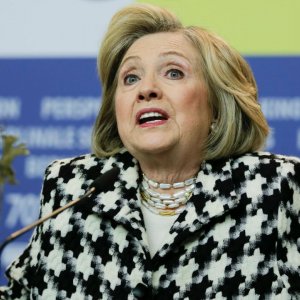 Hillary: Hillary Clinton in conferenza a Berlino 2020