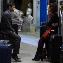 Four Weddings and a Funeral: Nathalie Emmanuel e Nikesh Patel in una foto di scena della serie