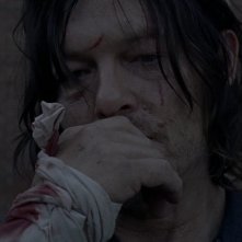 The Walking Dead 10: un primo piano di Norman Reedus dall'episodio La stella del mattino