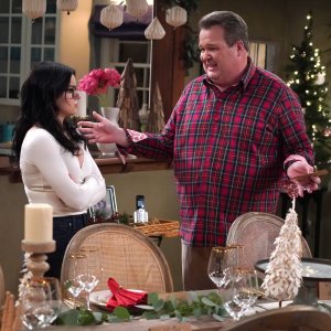 Modern Family 11: Ariel Winter ed Eric Stonestreet in un'immagine dalla stagione finale