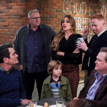 Modern Family 11: una scena di gruppo della stagione finale