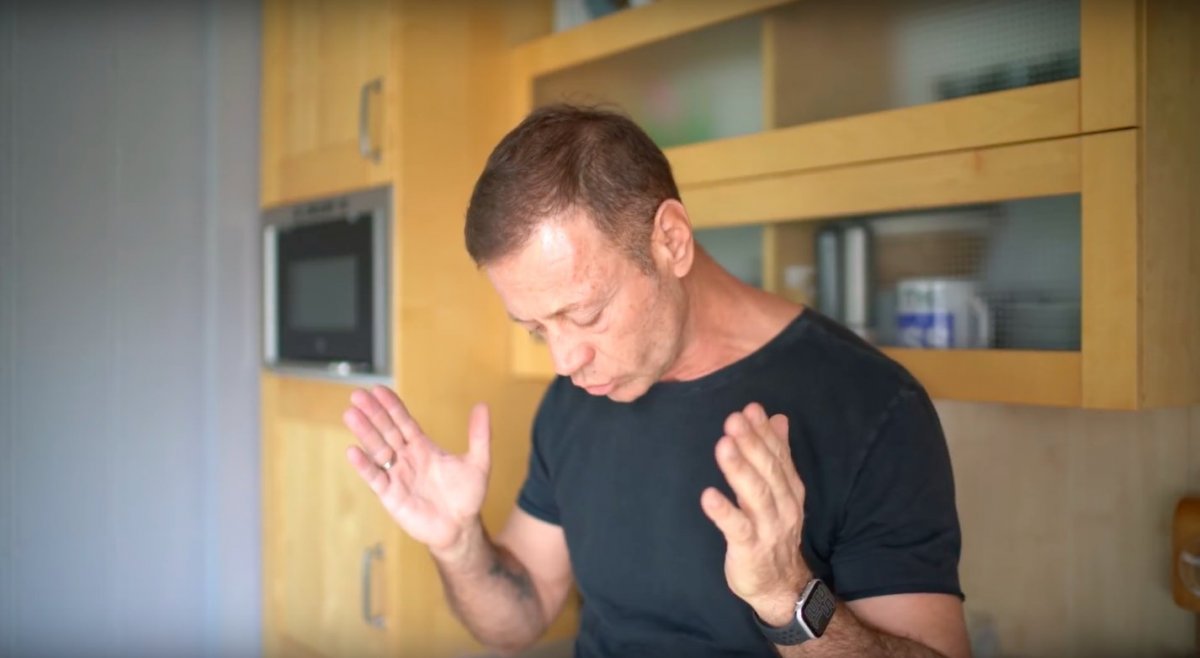 Rocco siffredi si masturba