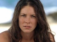Coronavirus, Evangeline Lilly contro l'auto-isolamento: 'Tutto come al solito'