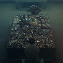 Il buco: Alexandra Masangkay in una scena del film