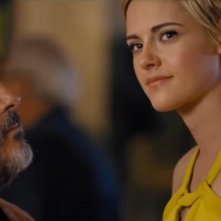 Seberg - Nel Mirino: Yvan Attal, Kristen Stewart in una scena