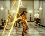 Wonder Woman 1984 ancora in testa al box office USA, prosegue l'emorragia di incassi
