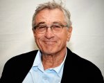 Coronavirus, Robert De Niro agli americani “Restate a casa' (video)