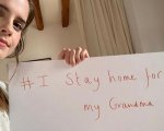 Coronavirus, Emma Watson invita i fan a stare a casa e condivide dei consigli utili