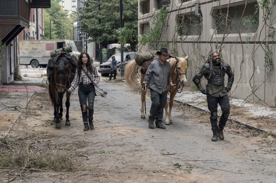 The Walking Dead Episode 1014 Look At The Flowersl Promotional Photo 16