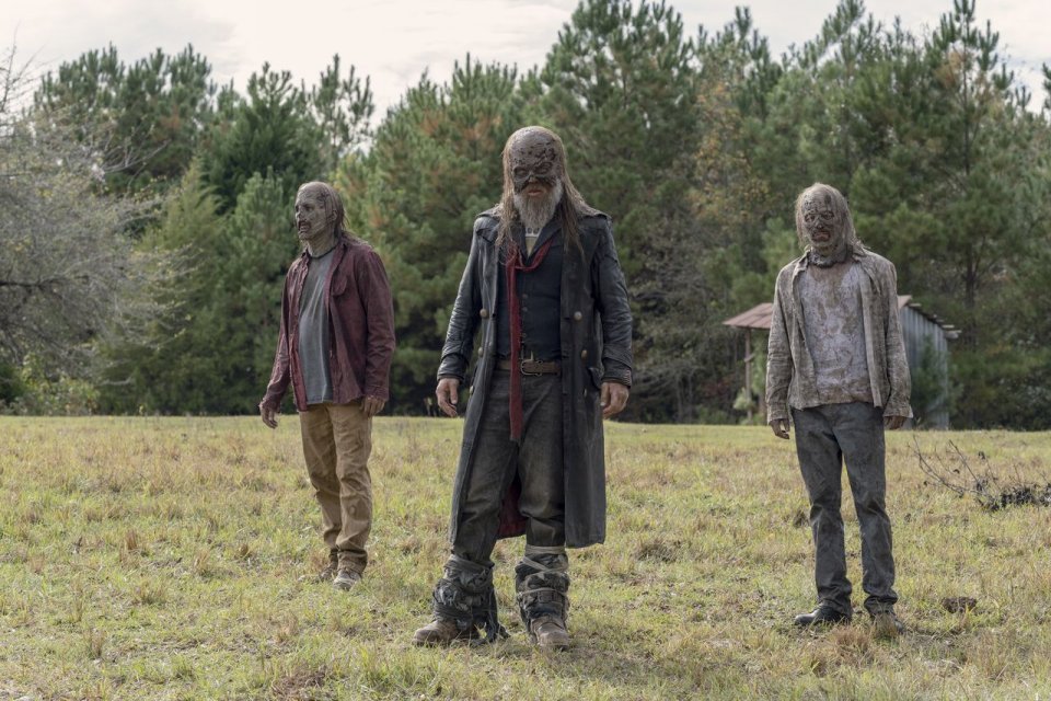 The Walking Dead Episode 1014 Look At The Flowersl Promotional Photo 20