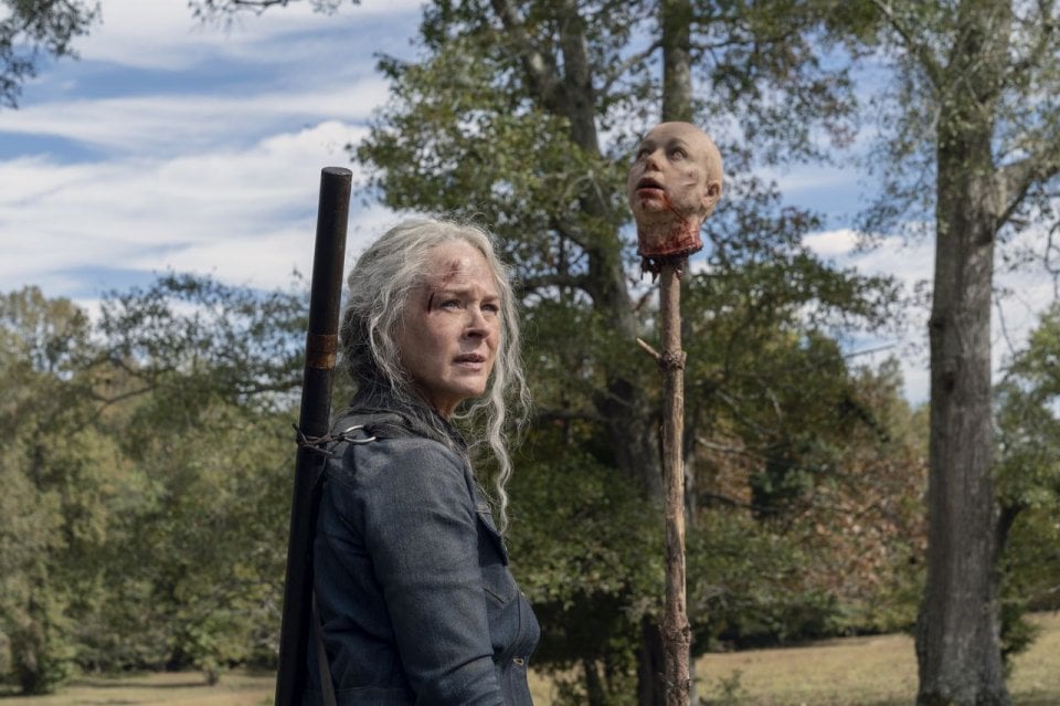 The Walking Dead Episode 1014 Look At The Flowersl Promotional Photo 26