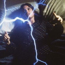 Barbara Hershey in una scena di The Entity