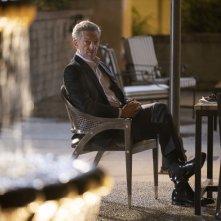 Westworld 3: Vincent Cassel in una scena del terzo episodio