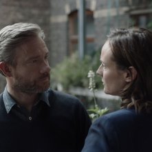 The Operative - Sotto Copertura: Martin Freeman insieme a Diane Kruger in una scena del film