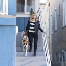 Veronica Mars: Kristen Bell in una scena della premiere del revival