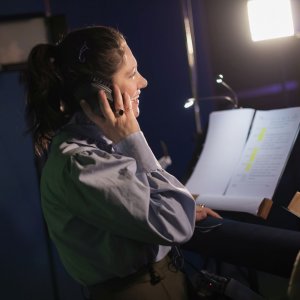 La Famiglia di Elefanti: Elisa sul set durante il doppiaggio