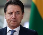 Giuseppe Conte si commuove in diretta: 'I primi morti da Coronavirus, per me il momento peggiore' (VIDEO)