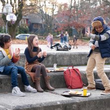 Home Before Dark: Brooklynn Prince, Jibrail Nantambu e Deric McCabe in una scena del secondo episodio della serie Apple TV+