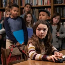 Home Before Dark: Brooklynn Prince in una scena del terzo episodio della serie Apple TV+