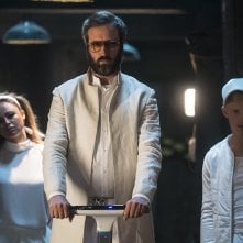 Iron Sky: The Coming Race, Tom Green, Martin Swabey, Emily Atack in  una scena del film