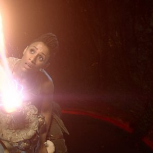Iron Sky: The Coming Race, Lara Rossi in una scena del film