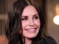 Courteney Cox al maschile è Jared Leto: la trasformazione su Tik Tok