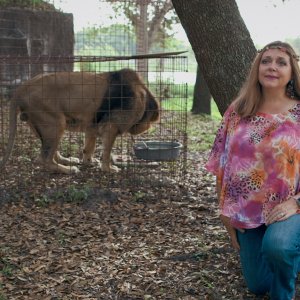 Tiger King: Carole Baskin in un'immagine della serie Netflix