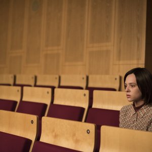 Unorthodox: un'immagine della serie Netflix