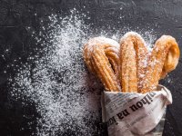 Churros, la ricetta dei parchi Disney: ecco come prepararli (VIDEO)