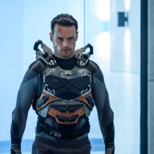 Bloodshot: una scena del film con Sam Heughan