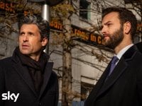 Diavoli: Alessandro Borghi e Patrick Dempsey sono gli squali della finanza nella serie Sky Original