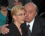 Lino Banfi: 'Con mia moglie malata, uso due mascherine'
