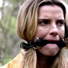 The Hunt: Betty Gilpin in una scena del film