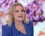 Simona Ventura contro i vacanzieri di Milano “Così non ne usciremo MAI”