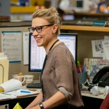 Bombshell - La voce dello scandalo: Kate McKinnon in una scena del film