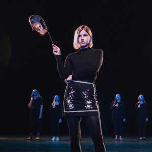 Selah and The Spades: Ana Mulvoy Ten in una scena del film