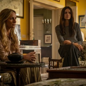 Diavoli: Jemma Powell e Kasia Smutniak nel secondo episodio della serie