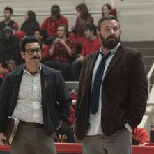 Tornare a vincere: Ben Affleck e Al Madrigal in una scena del film
