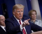Donald Trump: la sua 'cura' contro il Coronavirus era stata prevista da un sito satirico