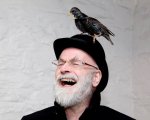 Terry Pratchett: in arrivo serie tv 'assolutamente fedeli all'originale'