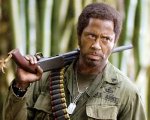 Tropic Thunder, Robert Downey Jr. difeso dai fan: 'Chi lo critica non ha nemmeno visto il film'